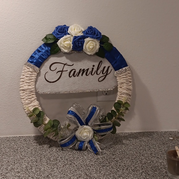 Door Wreath - Picture 2 of 3